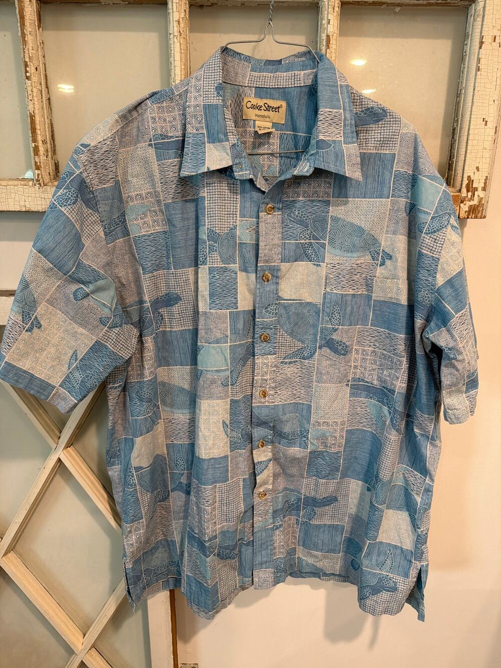Cooke Street Honolulu size 2X cotton Hawaiian shirt with turtles